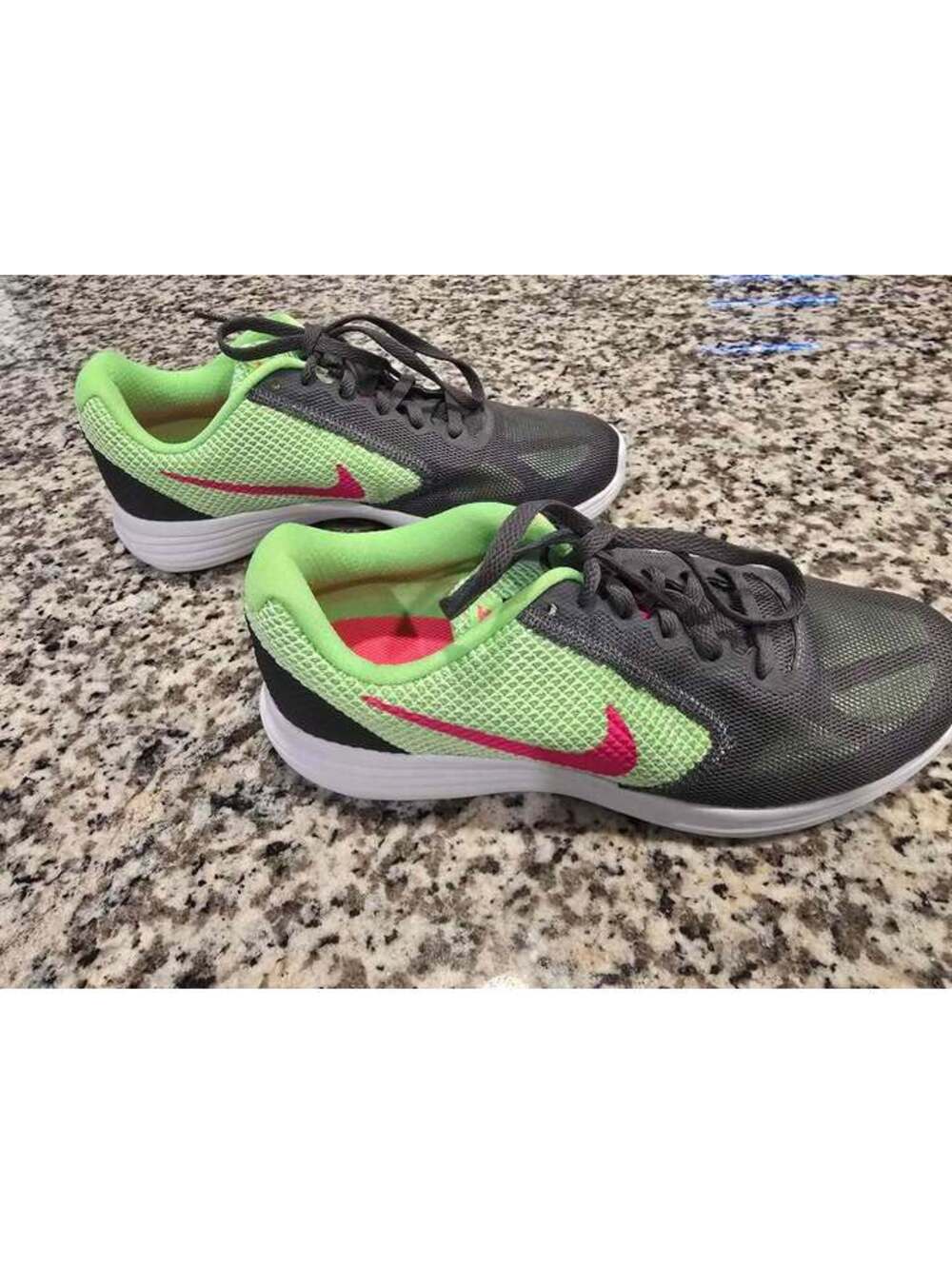 Nike Revolution 3 Running Women's Size 9